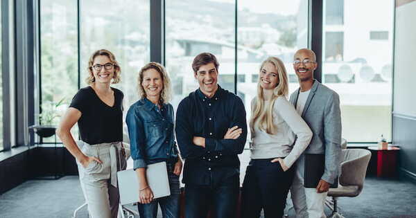 好かれる人は “力まない”。いつも周囲に人が集まる「自然体な人」の口癖3つ