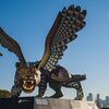 NY国連:  本部の外で獣の像を発表、像は黙示録の獣に似せている？ようです 