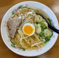 ご当地グルメ「牛骨ラーメン」の元祖！？お食事処 香味徳 赤碕店