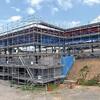 県下最大規模の日高川町防災センター、来春の本体完成へ全景が姿現す　〈2017年8月4日〉