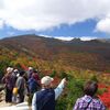 “ほんとの空”の下、見事な紅葉が・・・（安達太良紅葉２０１５）
