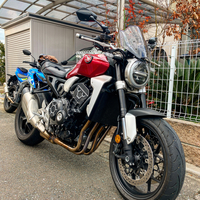 CB1000R（SC80）にマジカルレーシングNK-1ミラー（タイプ4ヘッド）を