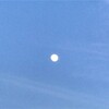 ほぼ満月を眺めながら想う