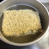 ペヤング超超超超超超大盛ペタマックス 醤油ラーメン（２）