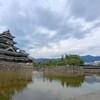 国宝･松本城を見に行ったら翌日足腰立たなくなった