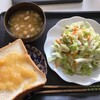 パンとみそ汁