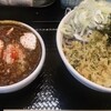 なぜ蕎麦にラー油を入れるのか。