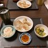 餃子、アボガド、ミックスサラダ＆ゆで卵