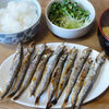 今日の食べ物　朝食にししゃも