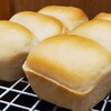 ミニシリコン型で食パン焼きました☆ミニチュアのカーディガン編み始めました☆