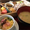 遊食豚彩 いちにいさん 日比谷店｜とろける旨さと彩り！黒豚の野菜蒸しセット