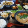 秋分の日。夏の終わりの雨の中を歩く。(日曜日、雨のち曇り)