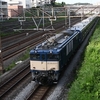 E235系1000番台クラF-03編成が出場。