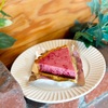 24日も営業中！ラズベリーとチョコレートのタルトなど
