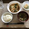 カツ煮とポテサラと餃子