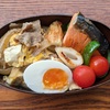 自分のお弁当作り、卵は美味しいし、彩にも大活躍です。