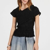 つぶれない店」指原莉乃 衣装まとめ | さっしー着用の服のブランドを