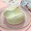 横浜高島屋『グッドモーニングテーブル』の生クリームバーガー、あんバター。フレッシュクリームがたっぷりのスイーツバーガー。