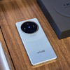 vivo X100s: スマートフォンメーカーが新たなフラッグシップモデルを開発中