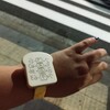 ガチャガチャの腕時計で外出⌚