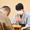 藤井聡太竜王　最年少六冠へ王手　渡辺明棋王と大熱戦　後手番での連敗も「３」でストップ