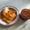 庭のみかんでクレープシュゼットを作る。