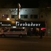 WeHoのライブハウスTroubadourでナッシング・バット・シーブスを観てきたよー！