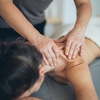 背中の脂肪を取るためのエステの効果的な方法