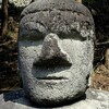 新版・世界の七不思議 23 - モアイの「たまたま」そっくりさん