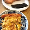 納豆キムチ炒飯、肉団子、レタス炒め、タラモ、焼き鮭、海苔等