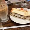 「モーニング喫茶 リヨン」のフルタイムモーニングの小倉あんプレスサンド！