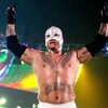 WWEがレイ・ミステリオとの3年契約を交渉中