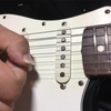 逆アングルピッキングのロックギタリストって。。