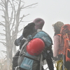 仲春の白髪山遊山　春の山