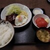 西川口の「あおき食堂」でハンバーグと目玉焼き定食を食べました★