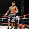 内山高志５回失神ＴＫＯ勝ち