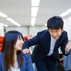 無口な新入社員の口を開くコミュニケーション方法