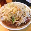 群馬県の二郎系、つの旨でがっつり小ラーメンニンニクカラメ