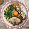 【今週のラーメン３５０３】 徳島NOODLE ぱどる （川崎・元住吉） まぜそば 全部増し 追い飯付き　〜定番のようで新感覚なるがっつり汁なし系！徳島系まぜそば旨し！