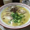 熊本ラーメン 豚の頭骨と鶏ガラをブレンドした優しい味わい