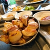 ソウル・新設洞「肉典食堂 ３号店」王道サムギョプサル店で頂くモクサルは最高