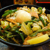 今日のお食事　スタ丼屋の「ピーカラ丼」