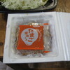 100円ローソンの玉子かけ納豆と冷麺で納豆麺が美味しい。