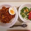 小2の娘が一人つくるキーマカレー。簡単・おいしくできました