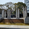 旧福岡県庁舎の石柱