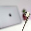 iPhone 18の充電器はどうなる？USB-C廃止の噂と、Appleが端子を外せない2つの理由