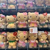 サンリオのキティーちゃん、50周年グッズをハワイのABCストアーでゲット！！