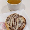 野菜スープとチョコラウンド食パン