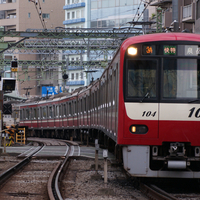 ３月２日　三浦国際市民マラソン開催のため京急A快特2100形運用を３つドア車で代走