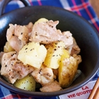 暑くて和風の甘辛味はちょっとくどいかも。そんな日は「塩バター鶏じゃが」が正解【フライパン1枚で】